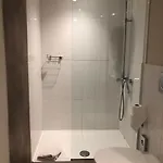 Palm Garavan مينتون