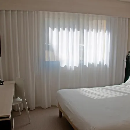 Hotell Palm Garavan Menton